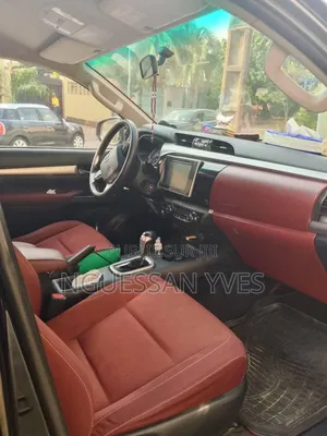 Toyota Hilux 2020 Black