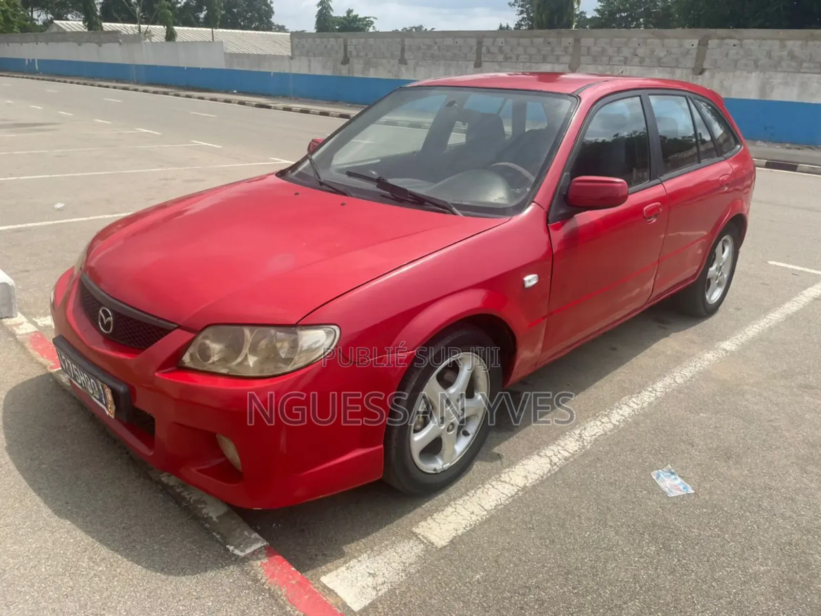 Mazda 323 1.6 2002 Rouge