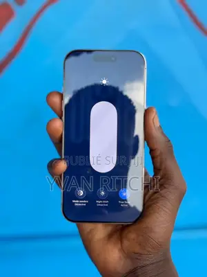 New Apple iPhone 16 Pro 128 GB Doré