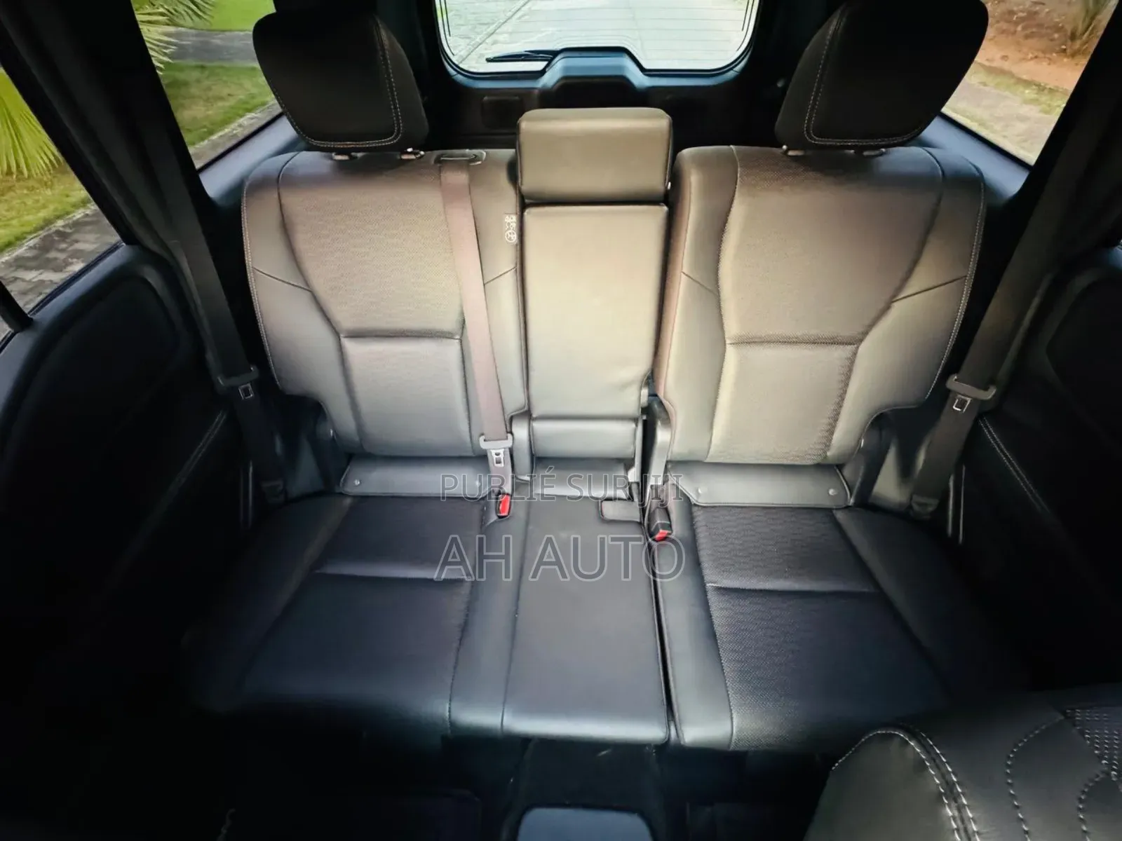 Toyota Land Cruiser Prado 2.4 Hybrid 2025 Black