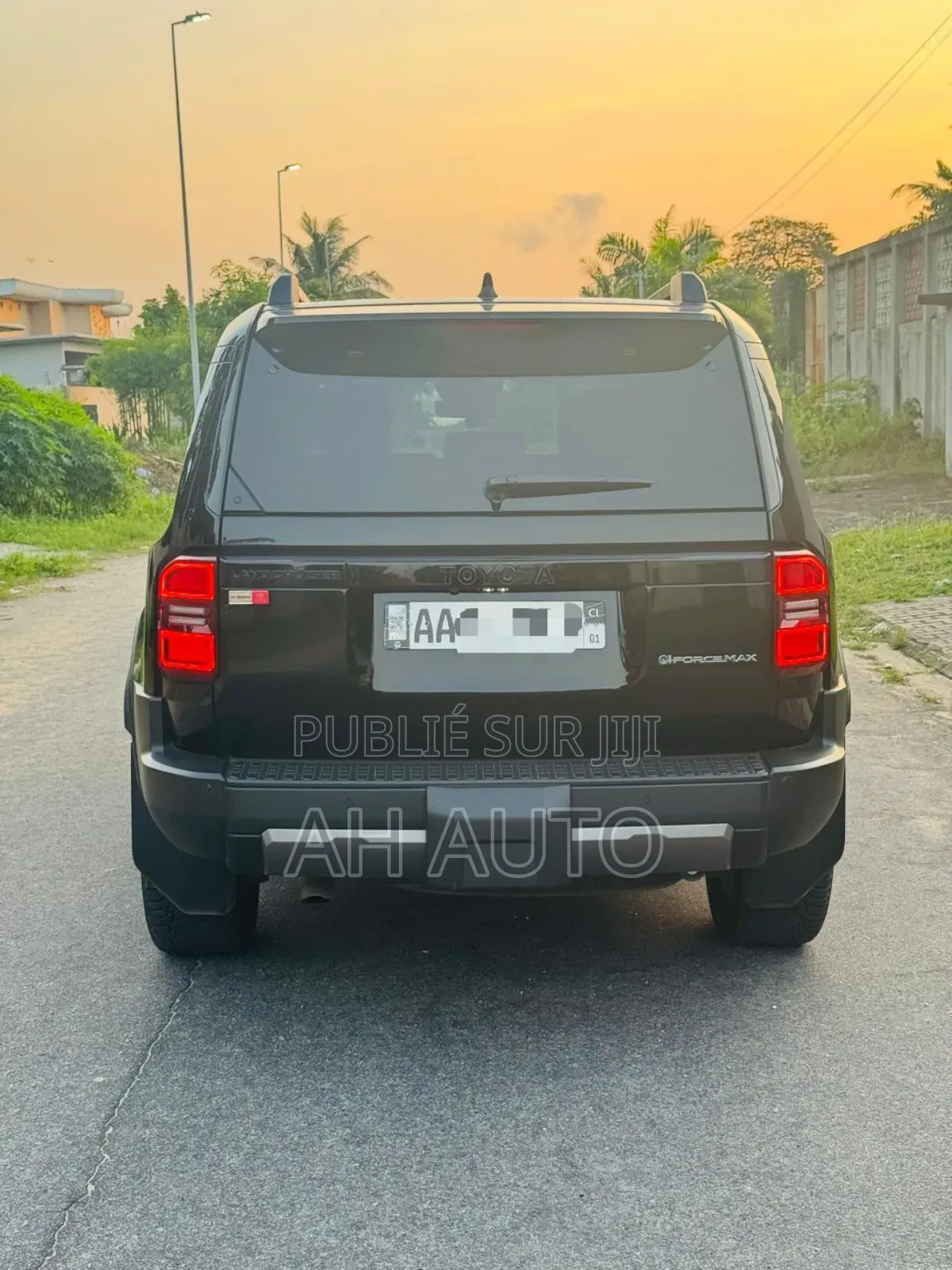 Toyota Land Cruiser Prado 2.4 Hybrid 2025 Black