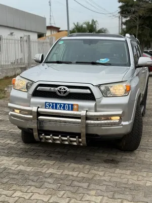 Toyota 4-Runner Limited 4WD 2012 Gris