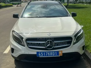 Mercedes-Benz GLA-Class 2016 Blanc