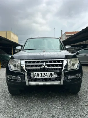 Mitsubishi Pajero 2015 Black