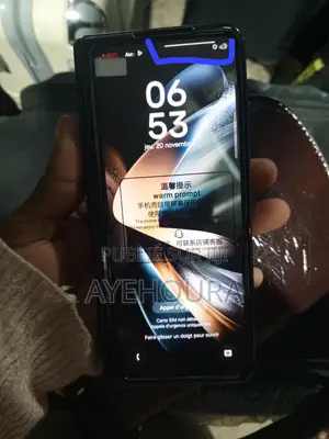 New Samsung Z 16 GB Black