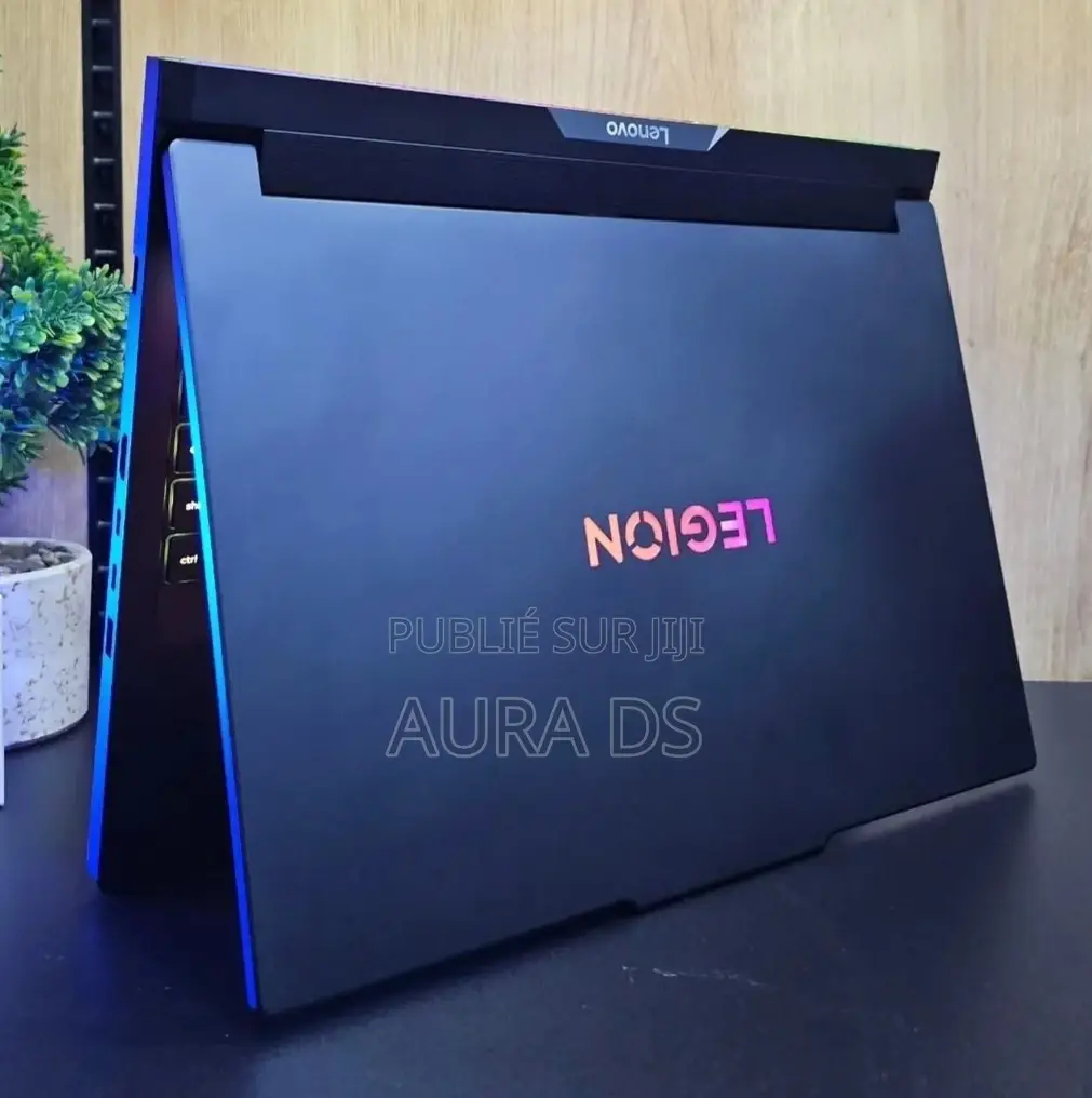 Neuf Ordinateur Portable Lenovo Legion 7 32GB Intel Core Ultra 9 SSD 1T
