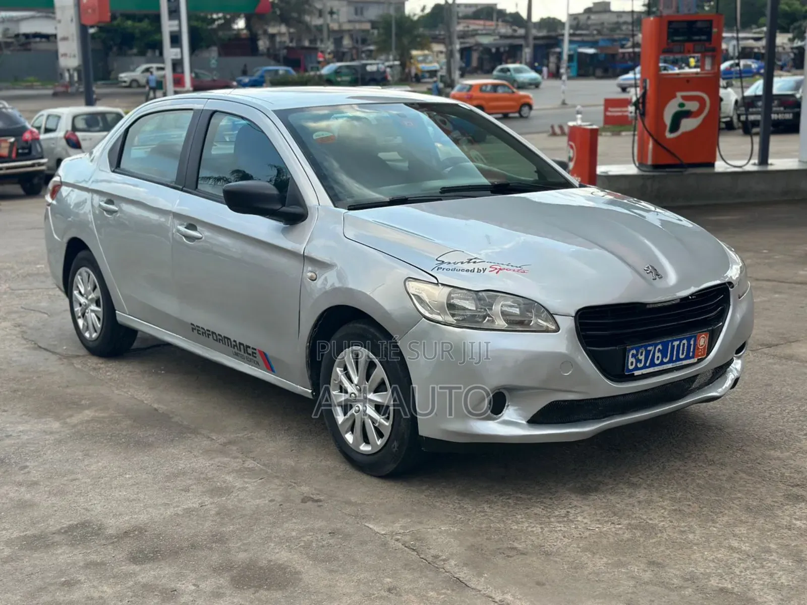 Peugeot 301 2016 Blanc