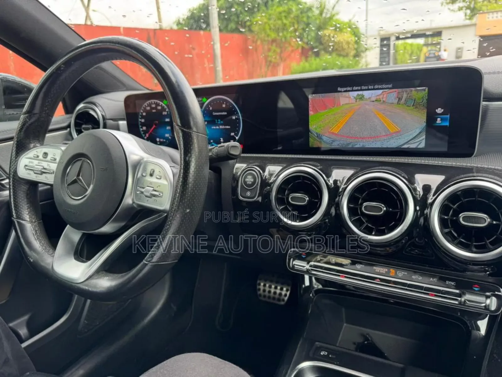 Mercedes-Benz 220 2021 Black