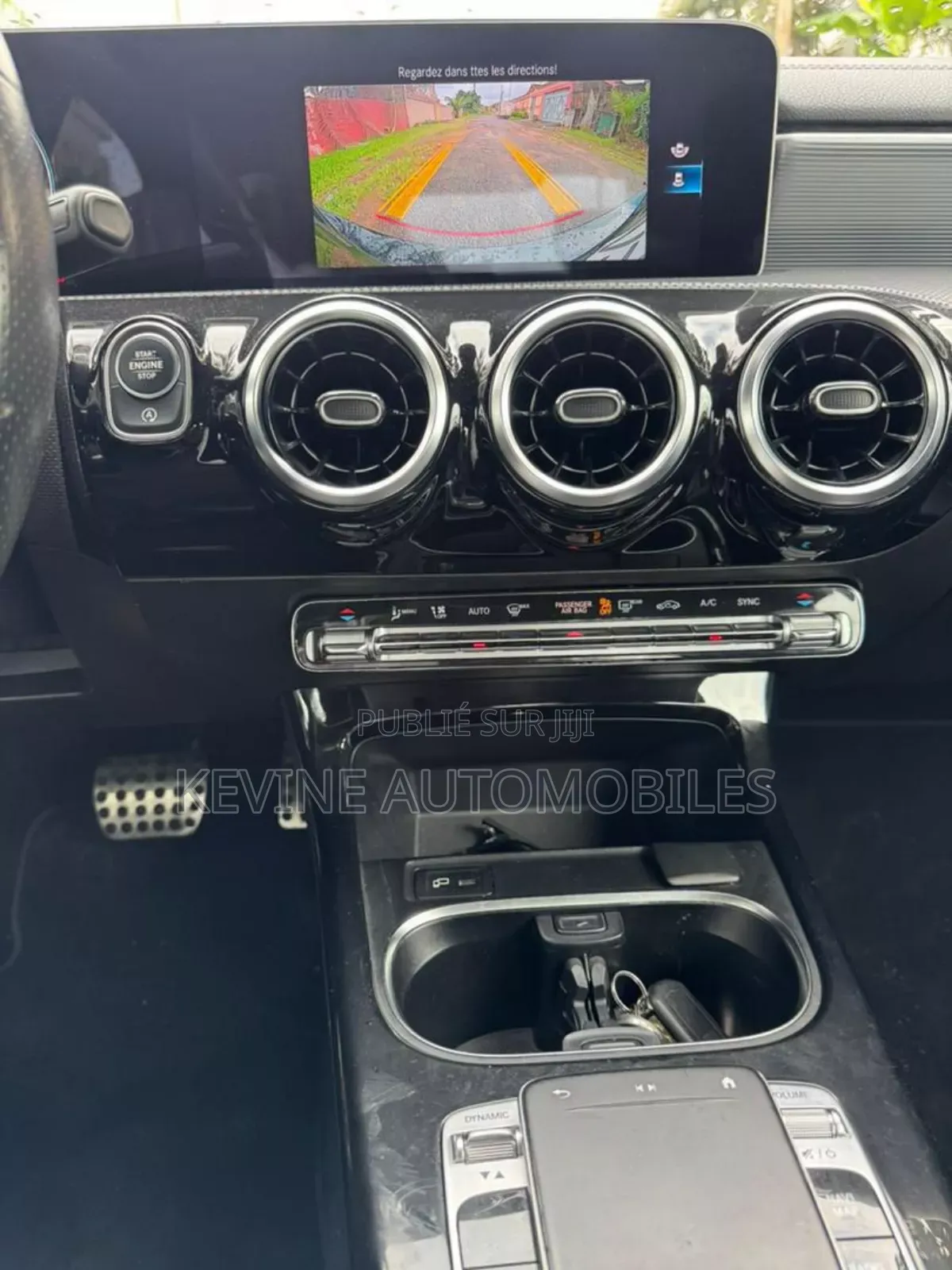 Mercedes-Benz 220 2021 Black