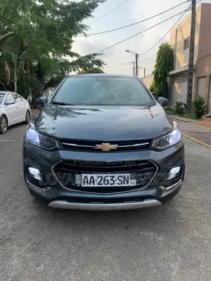 Chevrolet Trax 2021 Gris