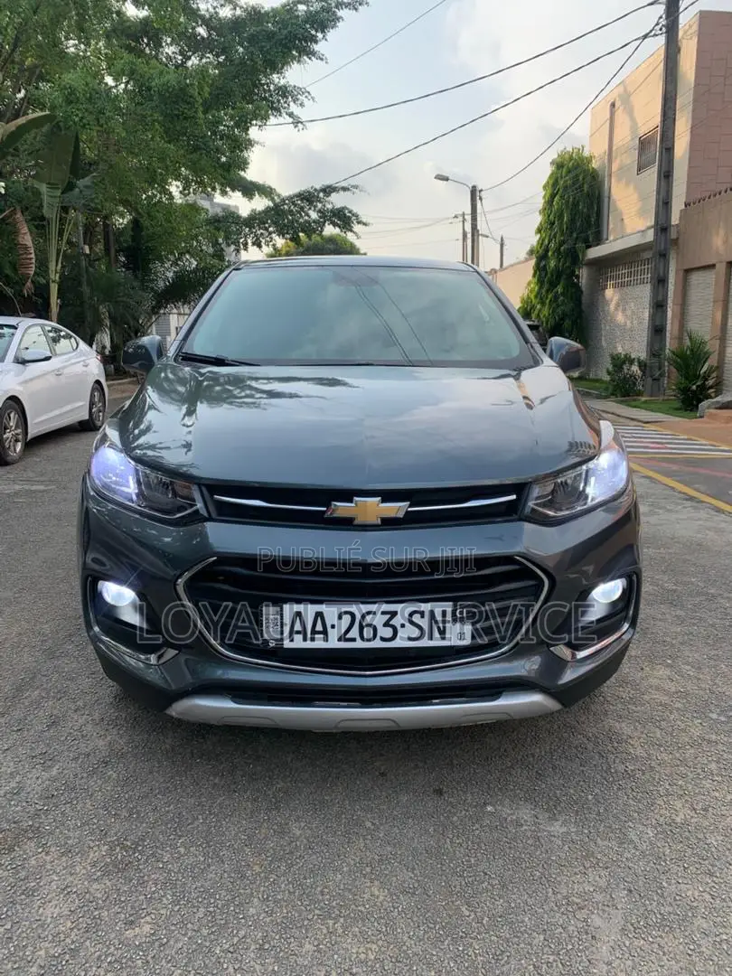Chevrolet Trax 2021 Gris