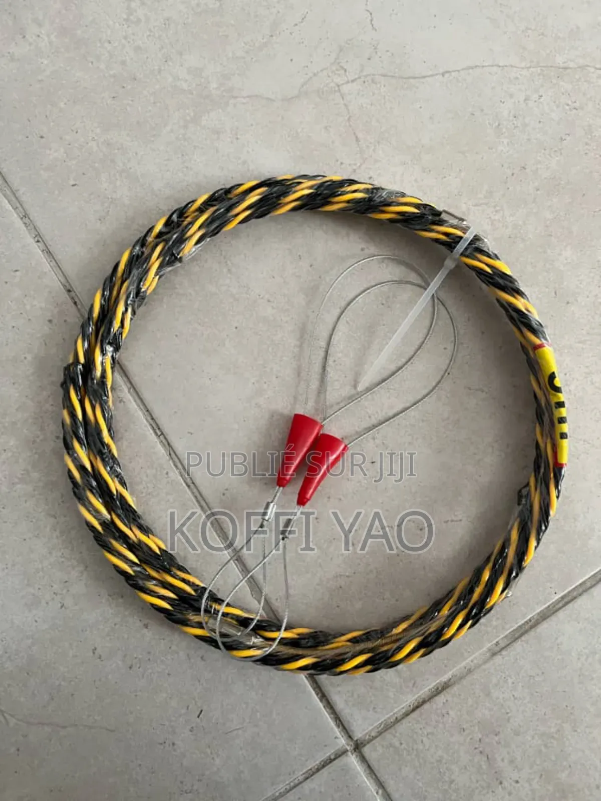 Tire Câble Électrique