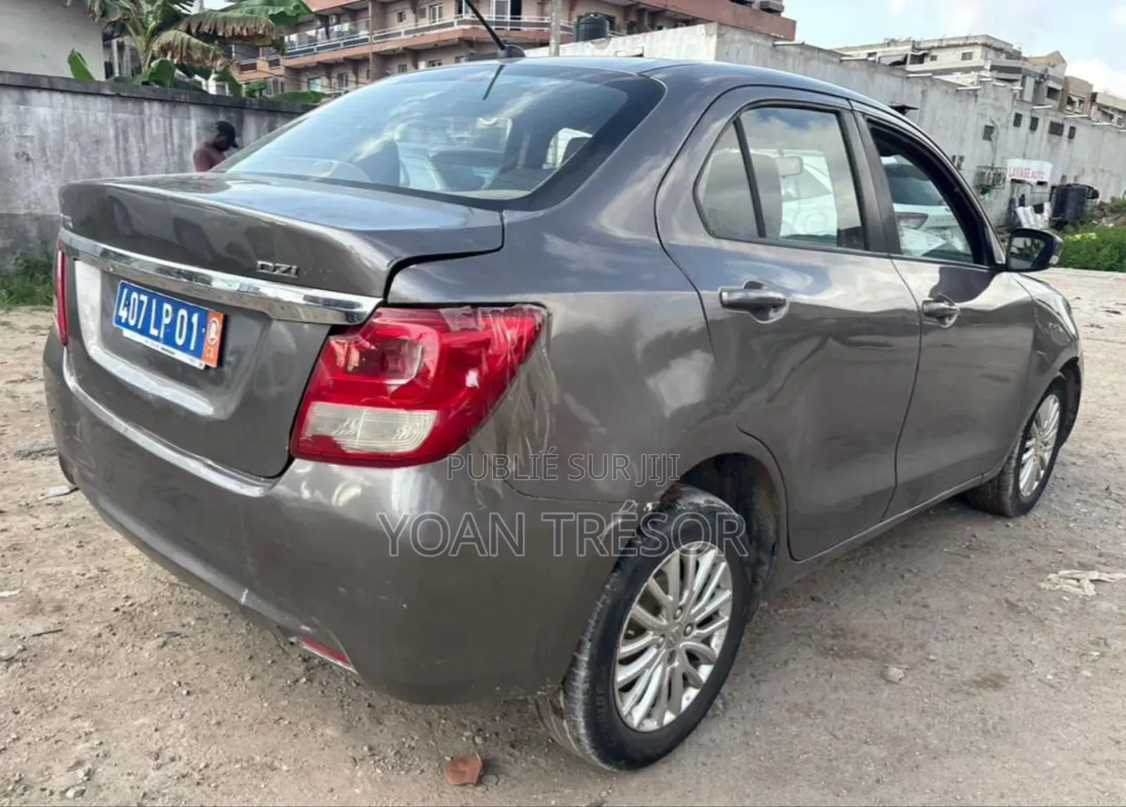 Suzuki Dzire 2023 Gris