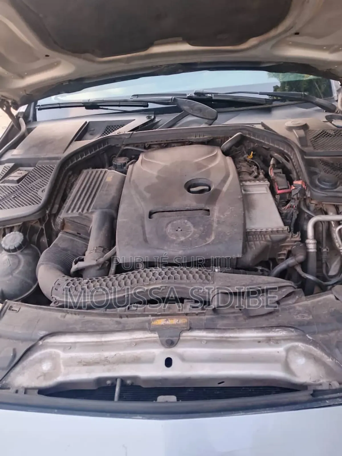 Mercedes-Benz C300 Base 4Matic Sedan AWD (2.0L 4cyl 7A) 2016 Gris