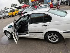 BMW 3 Series 316i RWD 2003 Blanc