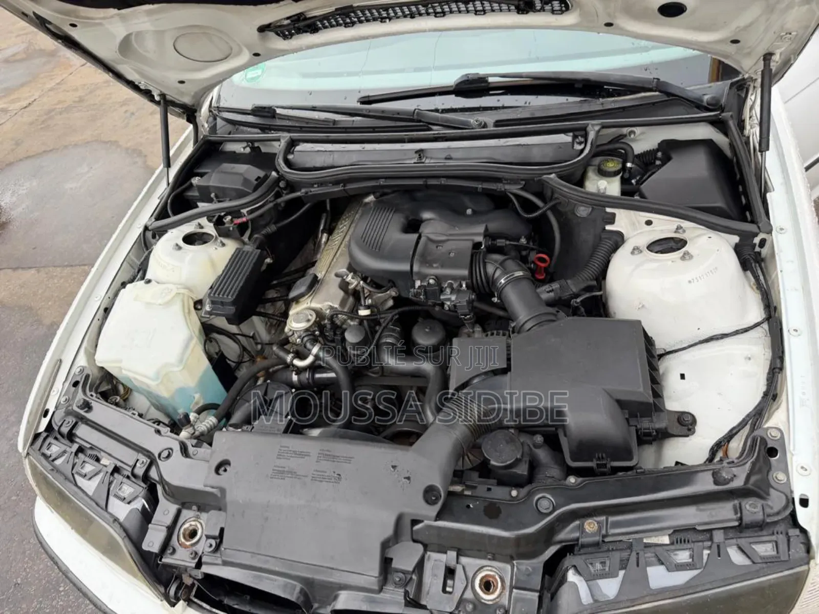 BMW 3 Series 316i RWD 2003 Blanc