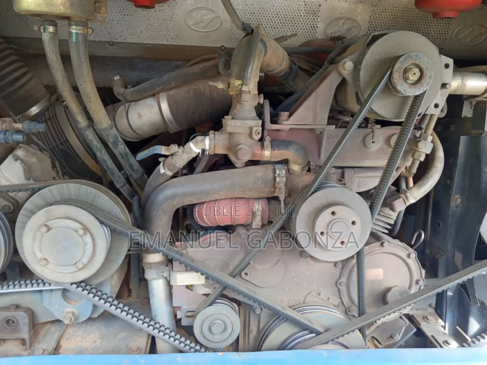 Higer KLQ6896AE42 2014 Blue