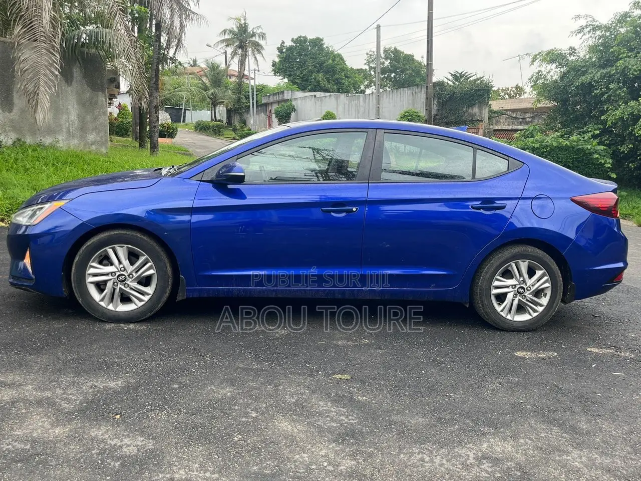 Hyundai Elantra 2020 Blue