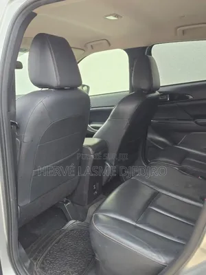 Mitsubishi Eclipse Cross 2020 Gris