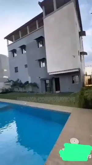 Furnished 5chbre Duplex dans Bingerville à Vendre