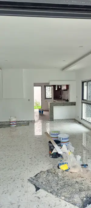 4chbre Duplex dans Ebigroup Sarl, Deux Plateaux à Louer