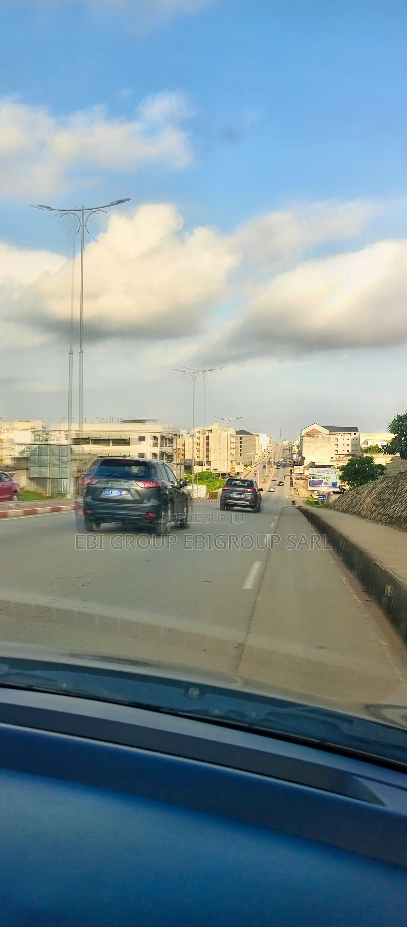 Terrain 600 M2 en Bordure a Louer Bingerville