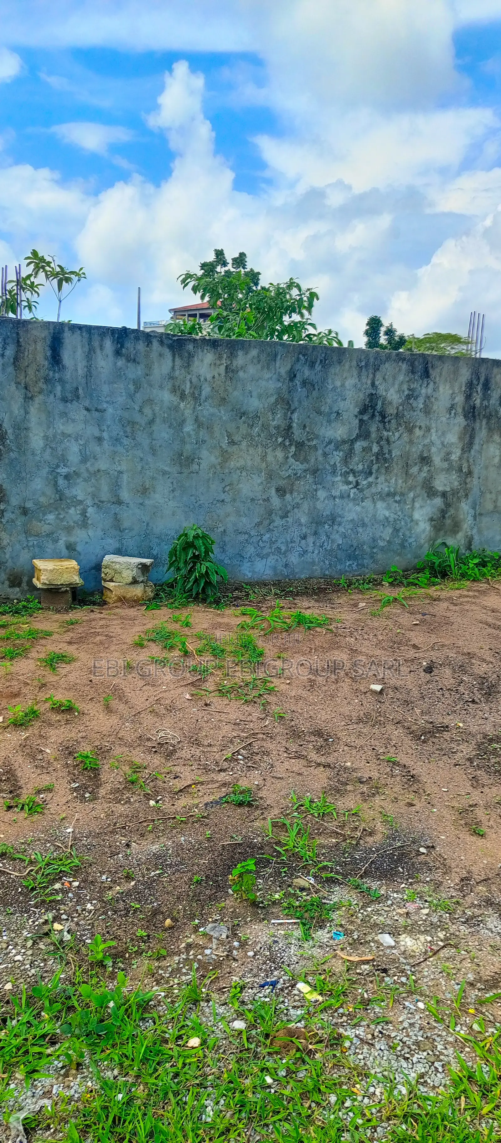 Terrain 2600 M2 a Mbadon a Vendre