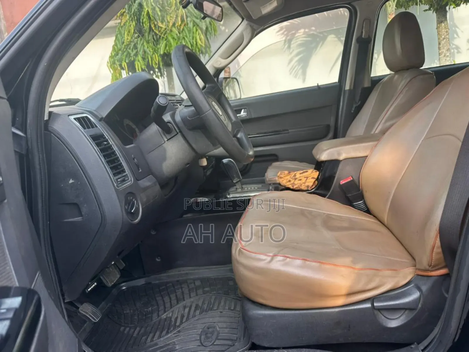 Mazda Tribute Hybrid Touring HEV 2010 Black