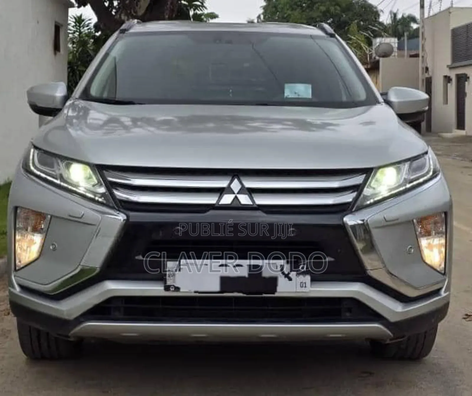 Mitsubishi Eclipse 2020 Gris