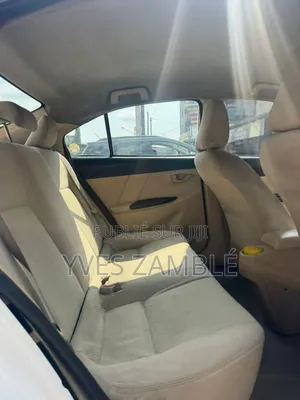 Toyota Yaris 2016 Blanc