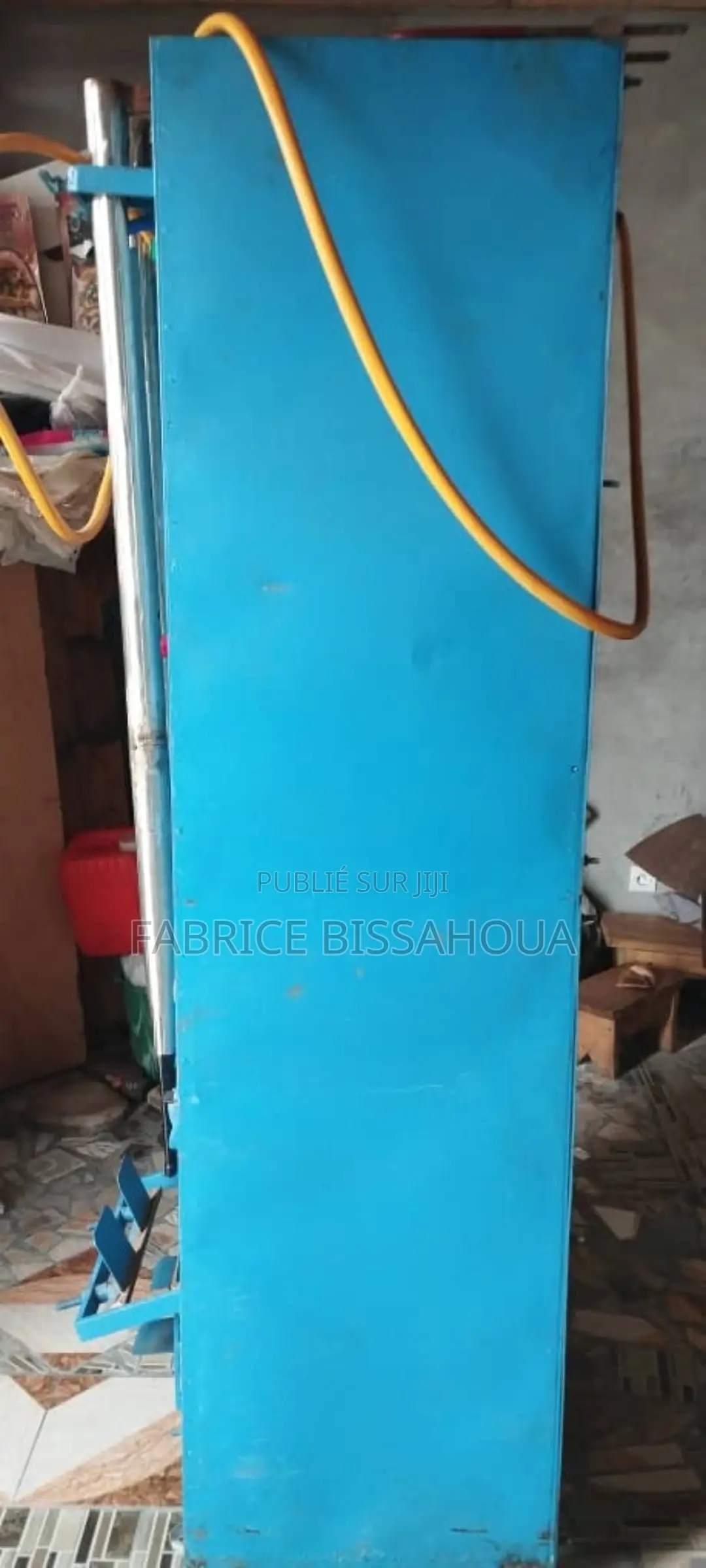 Machine Semi Automatique Ensacheuse d'Eau Casi Neuf