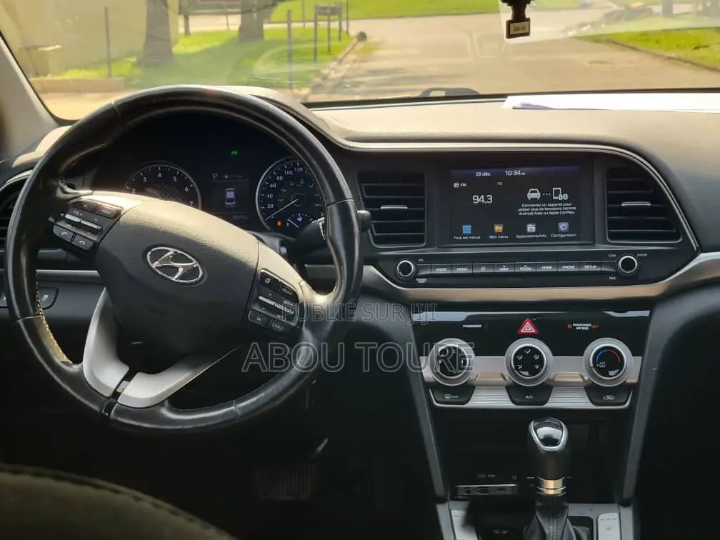 Hyundai Elantra 2020 Rouge