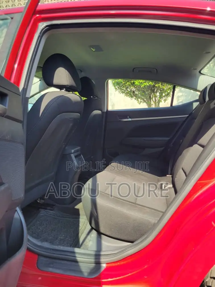 Hyundai Elantra 2020 Rouge