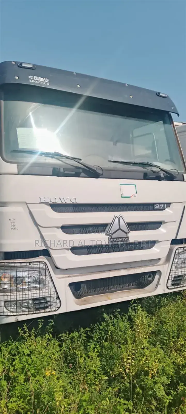 Benne Howo 12 Roues