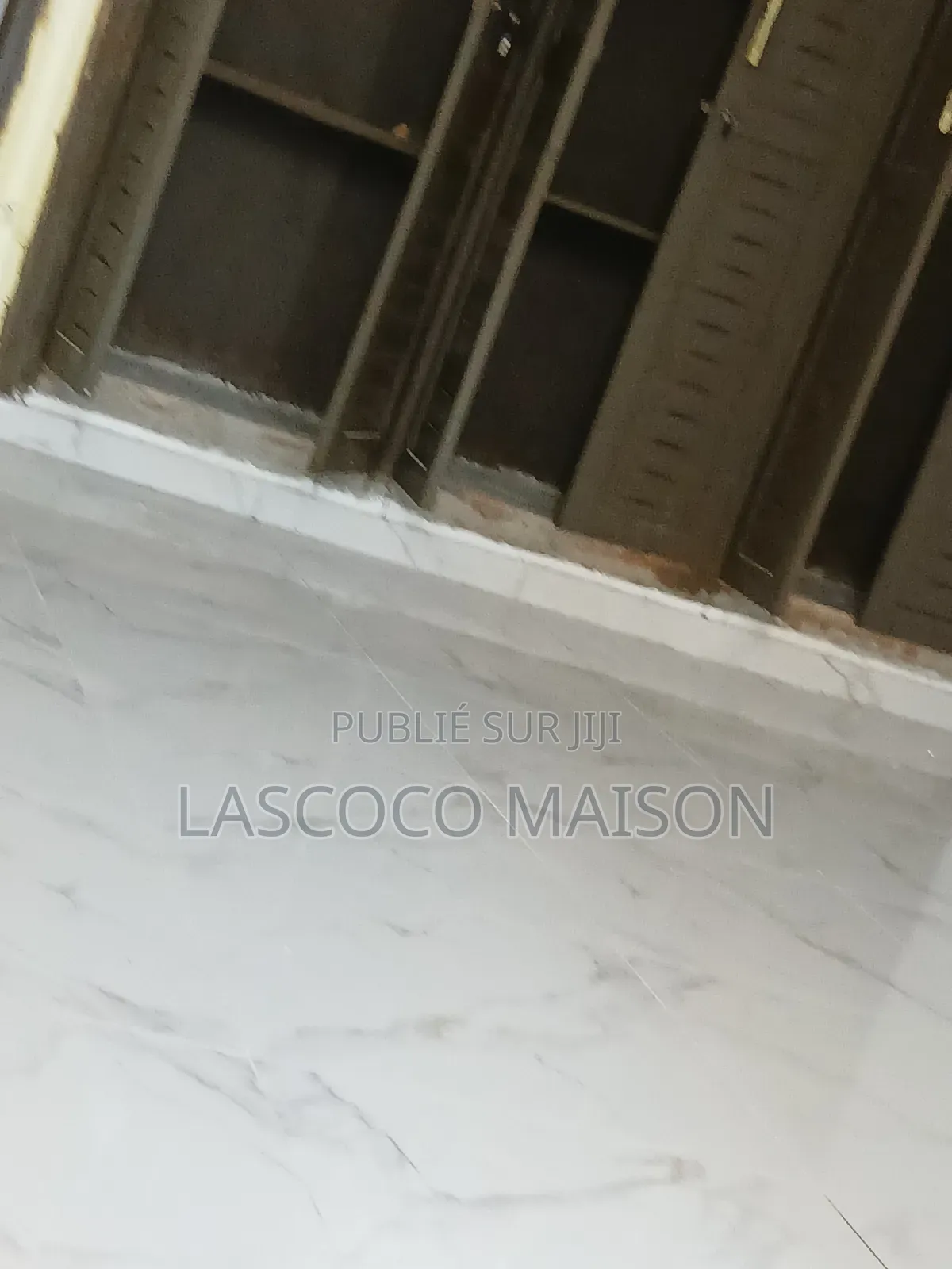 2chbre Appartement dans Lascoco Maison, Cocody à Louer