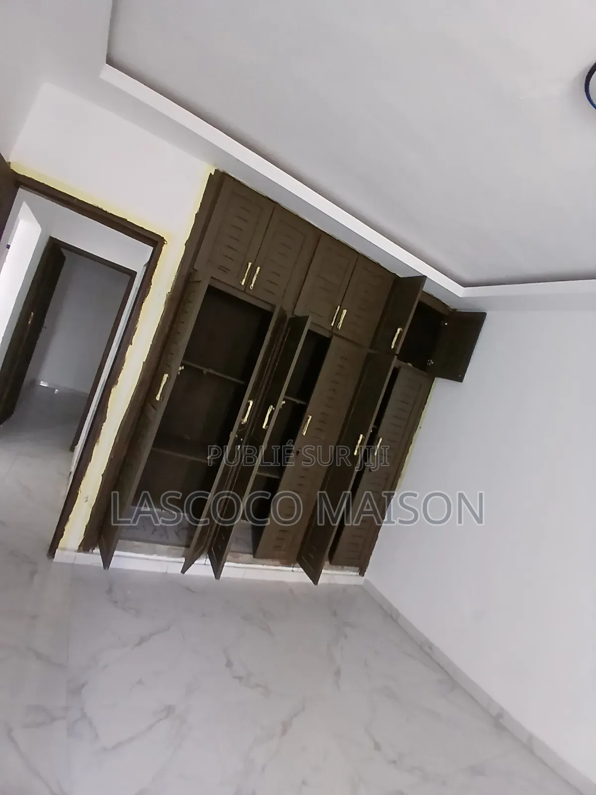 2chbre Appartement dans Lascoco Maison, Cocody à Louer