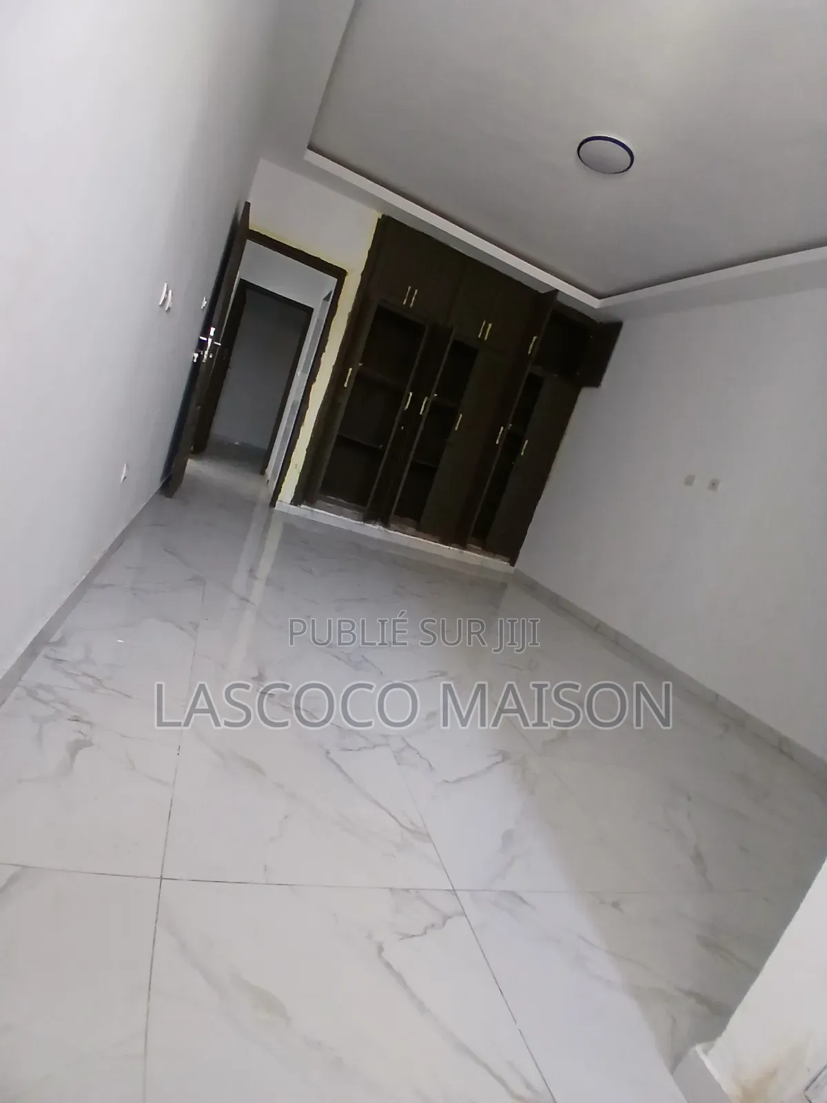 2chbre Appartement dans Lascoco Maison, Cocody à Louer