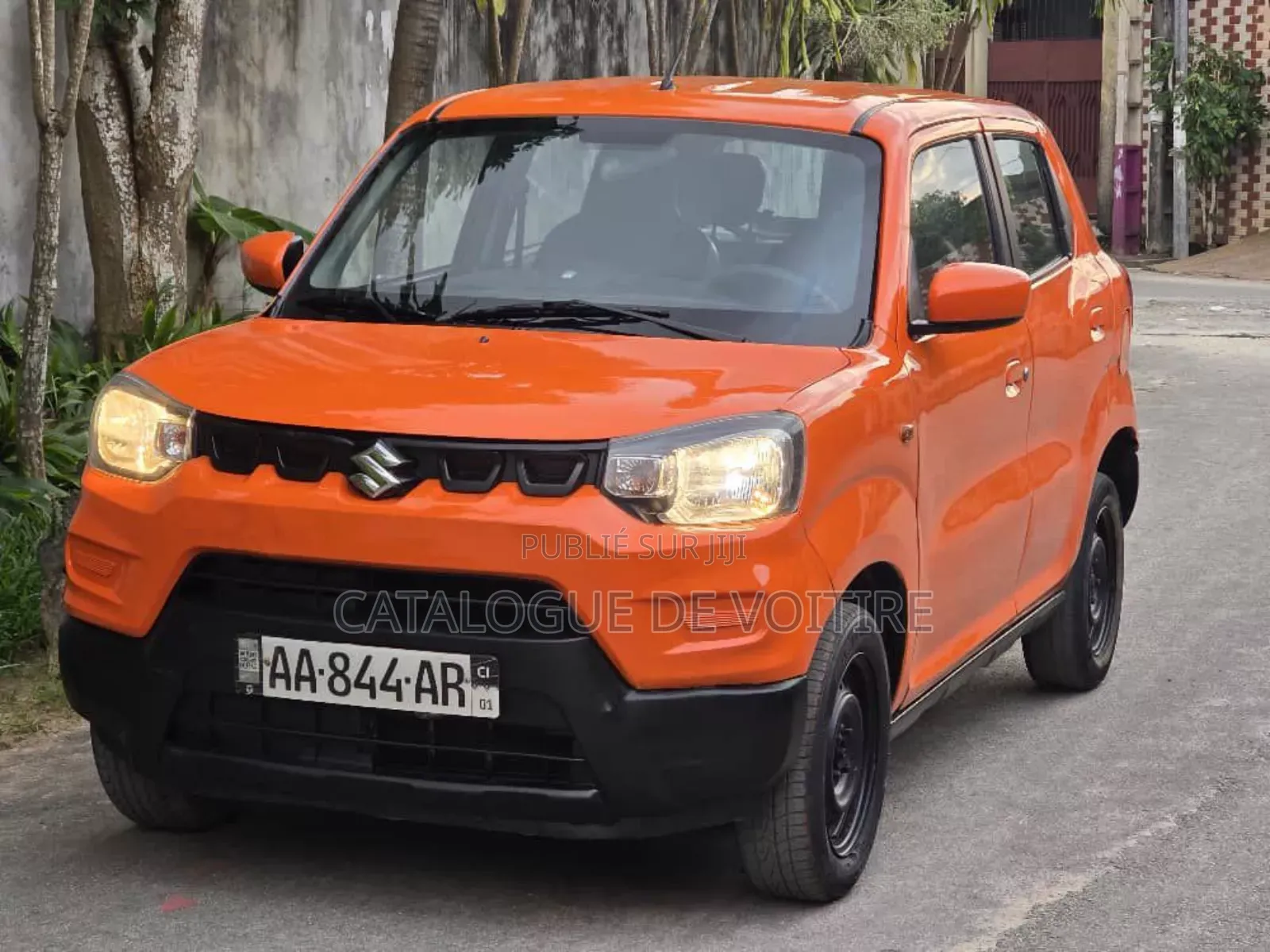 Suzuki S-Presso 2023 Orange
