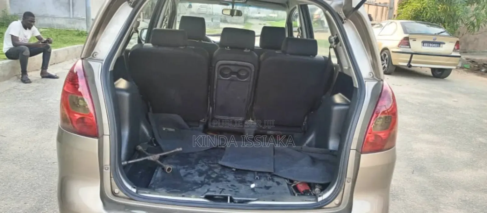 Toyota Verso 2013 Jaune