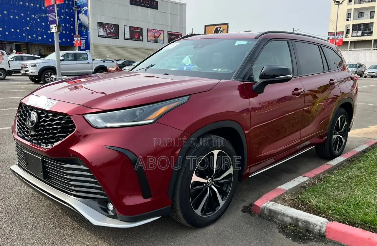 Toyota Highlander XSE 2022 Rouge