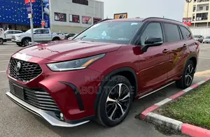 Toyota Highlander XSE 2022 Rouge