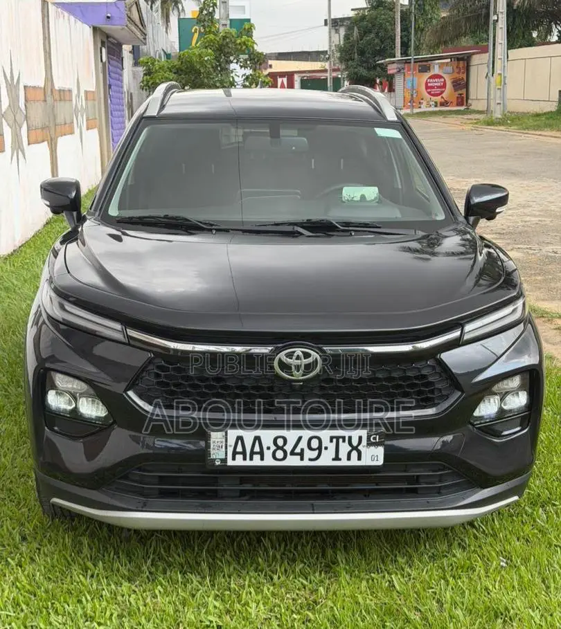 New Toyota Starlet 2025 Noir Mat