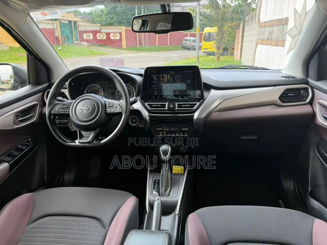 New Toyota Starlet 2025 Noir Mat