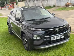 New Toyota Starlet 2025 Noir Mat