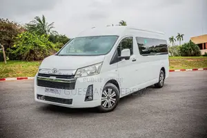 New Toyota HiAce 2025 Blanc