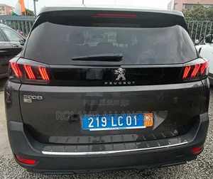 Peugeot 5008 2022 Black