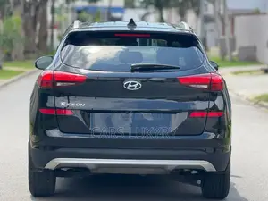 Hyundai Tucson Sport 2021 Black