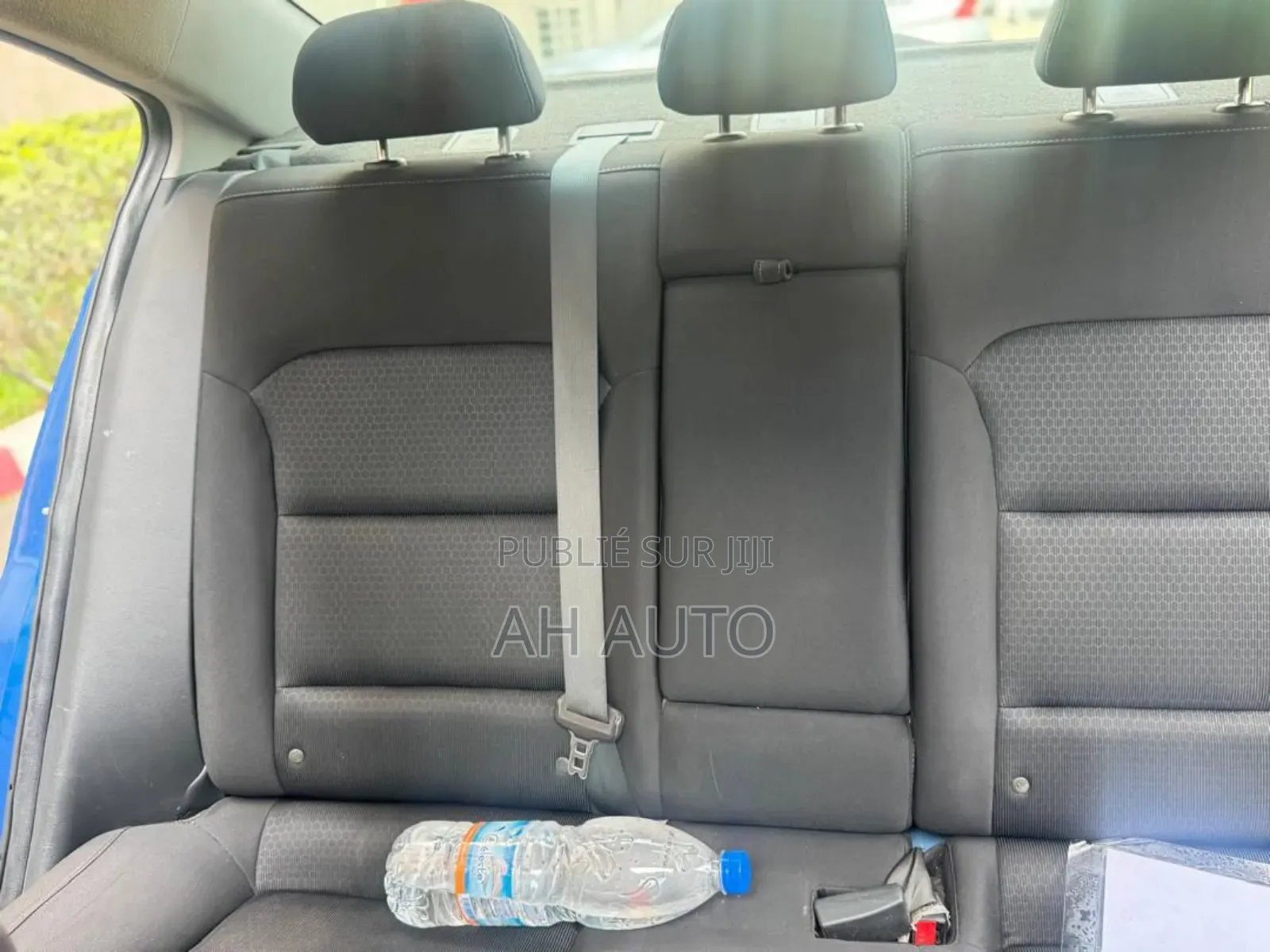 Hyundai Elantra Limited Sedan FWD (2.0L 4cyl 6A) 2017 Blue