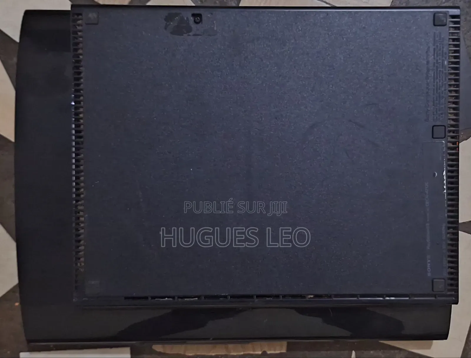 Ps3 Slim Cracké Avec 20 Jeux