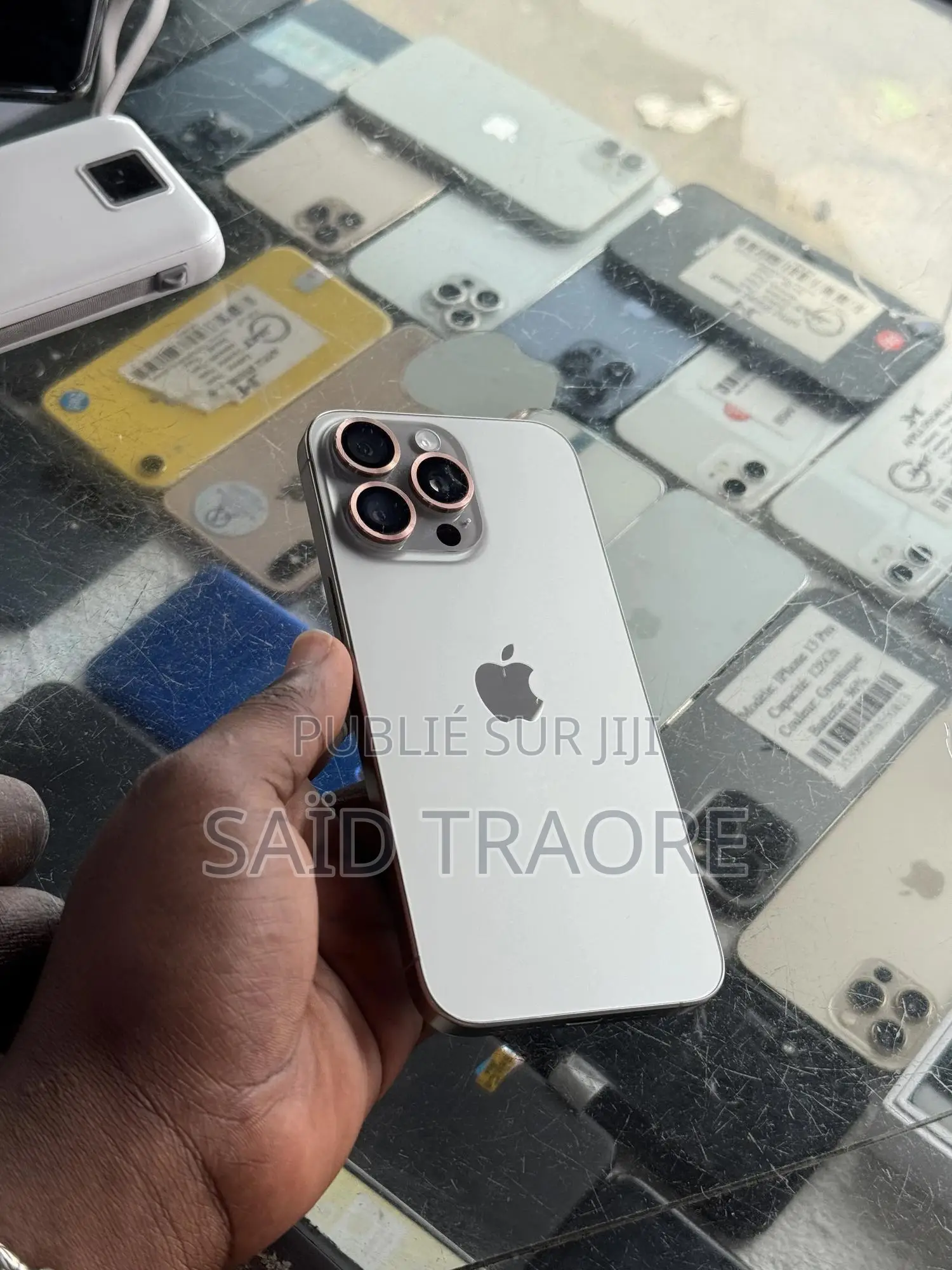 Apple iPhone 15 Pro Max 256 GB Argenté